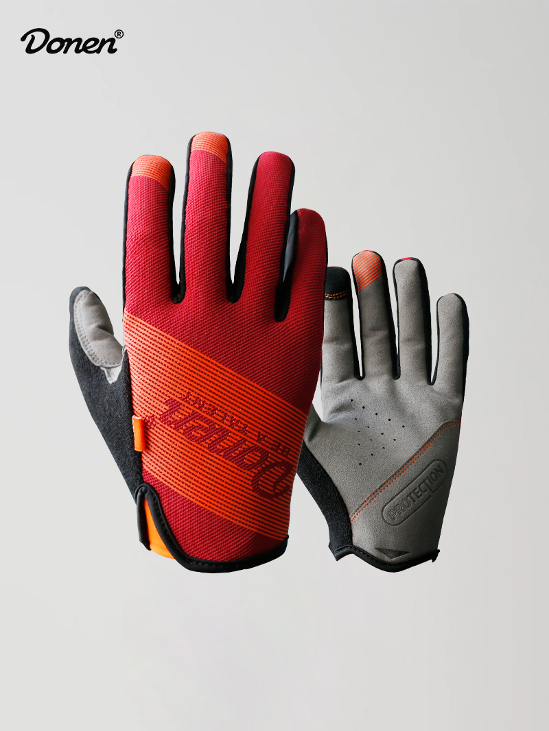 gloves red