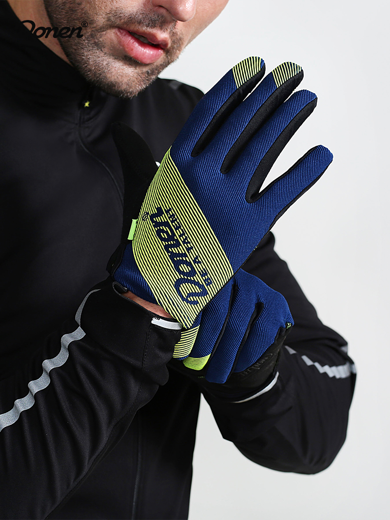 gloves blue