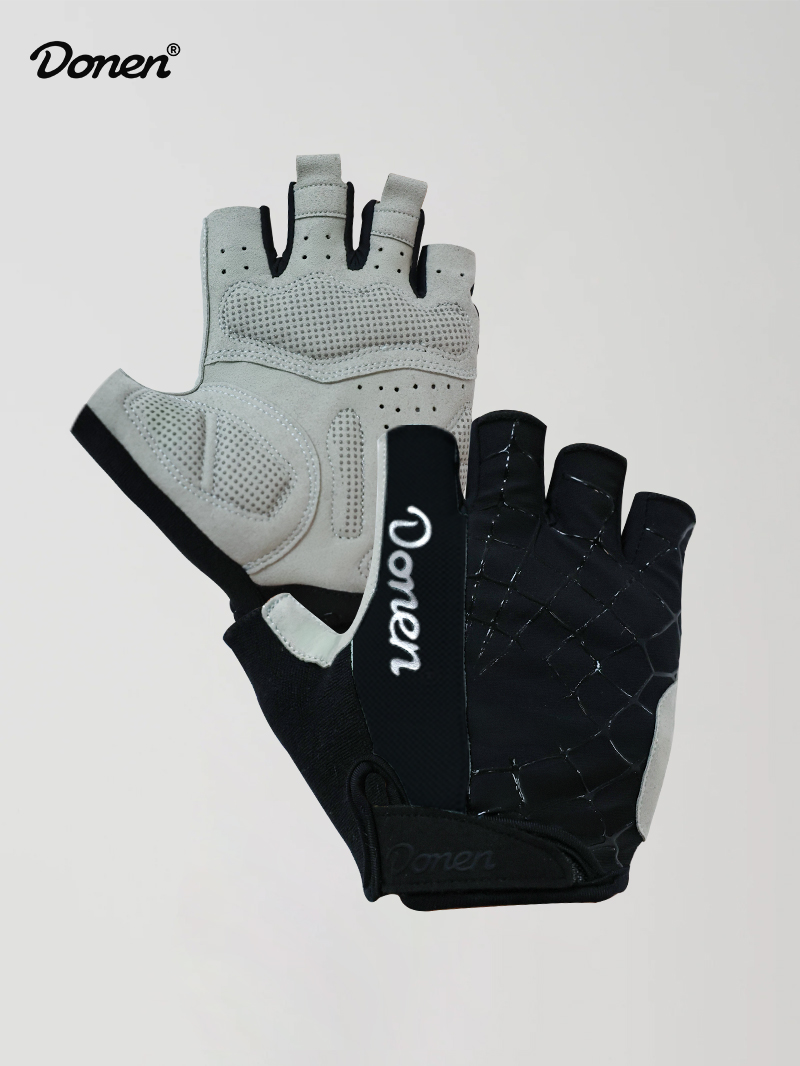 half finger gloves  black and white