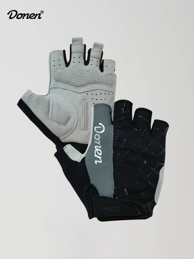 half finger gloves  black and white
